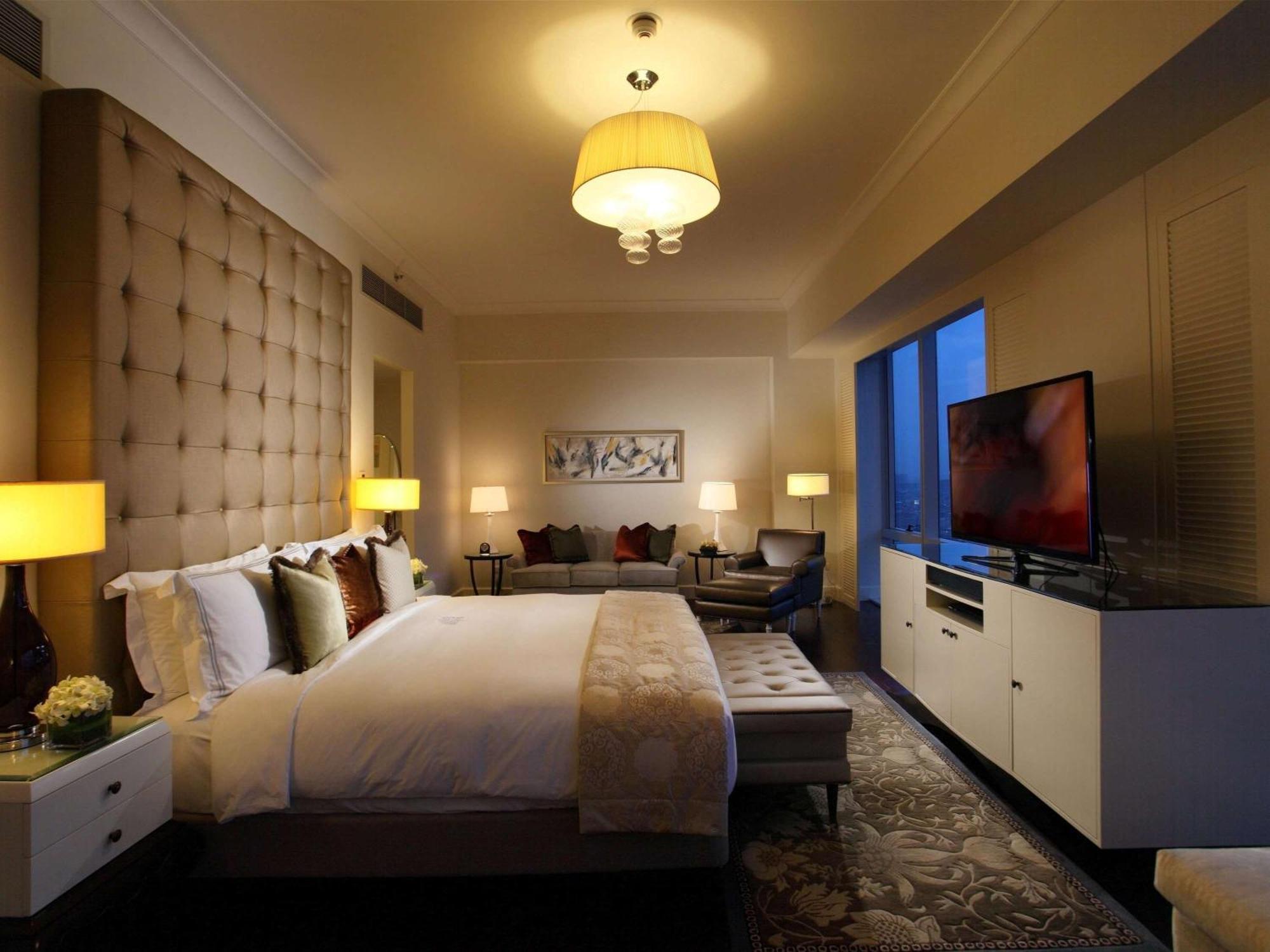 Готель Raffles Makati Makati City Екстер'єр фото