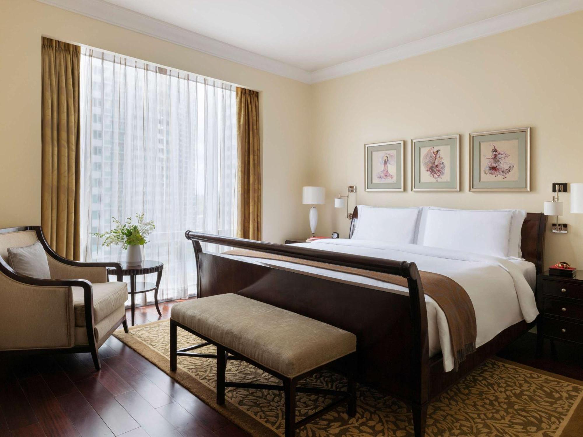 Готель Raffles Makati Makati City Екстер'єр фото
